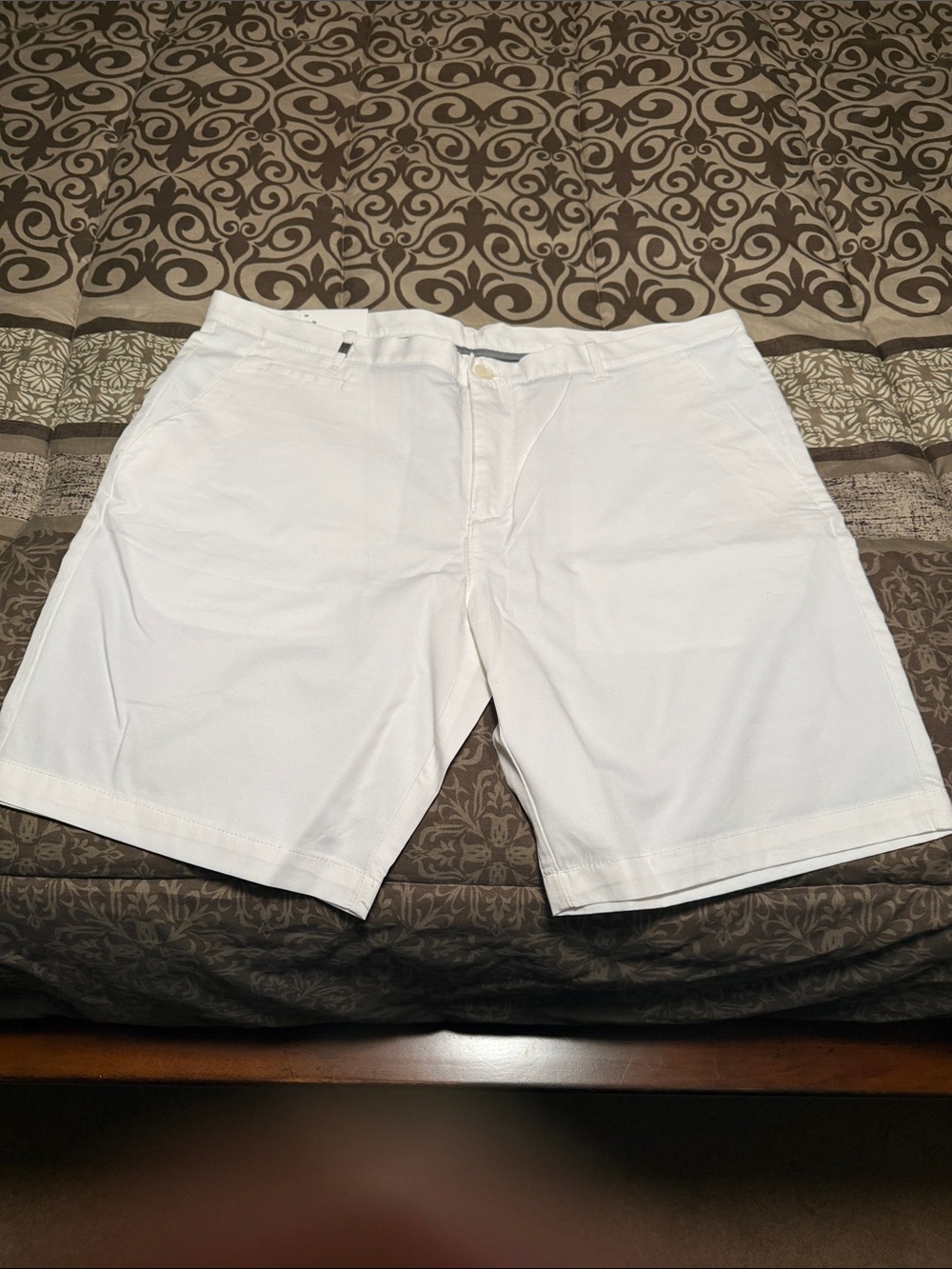 Calvin Klein Jeans White Flat Front Men's Shorts